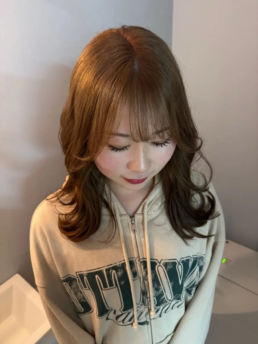 カラー ベージュカラー ブラウンカラー ヘアカラー ゆうと/ブリーチモデ ル/ストレートモデルのヘアスタイル
