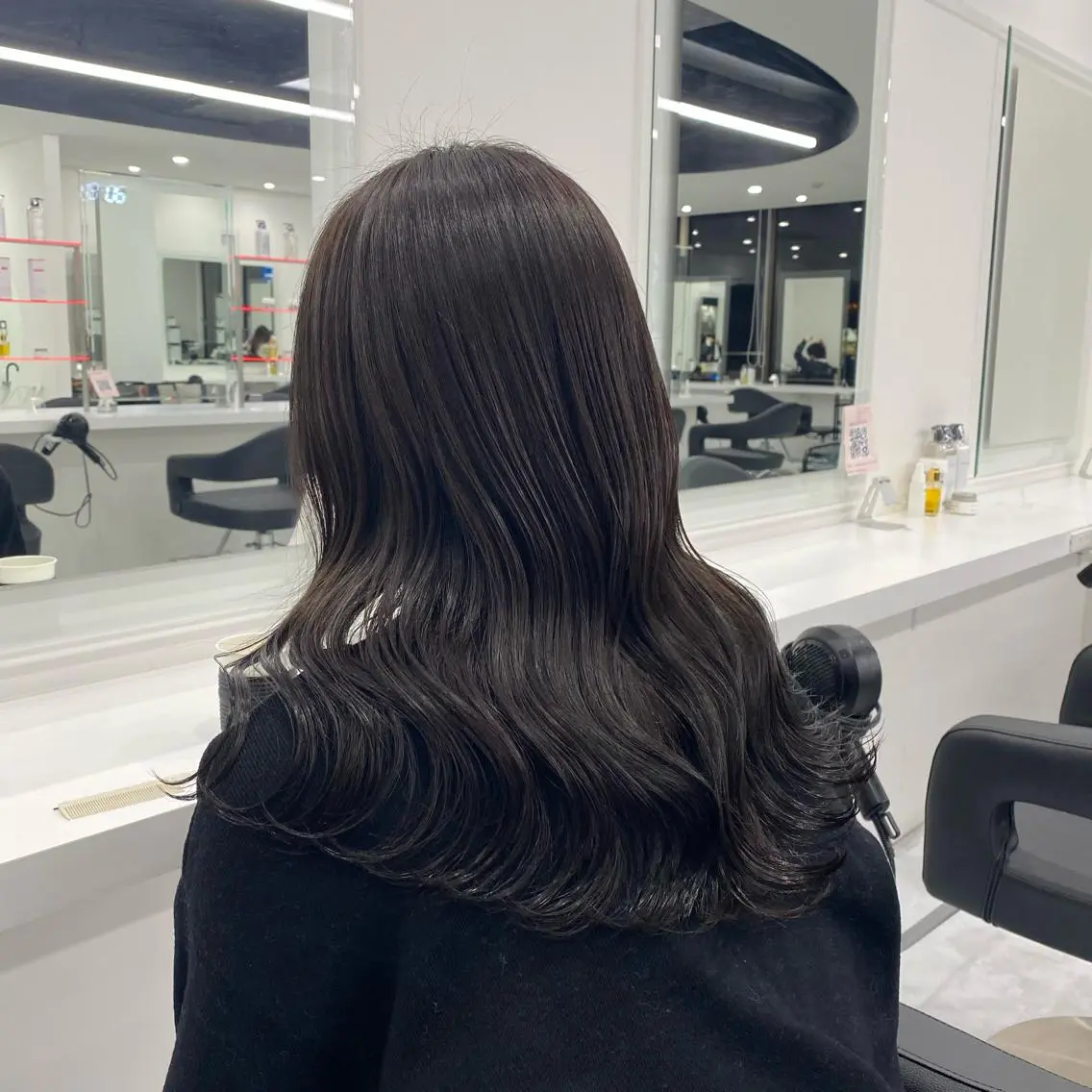 セミロング カラー ヘアアレンジ ブリーチなしトレンド SHUSAKUのヘアスタイル