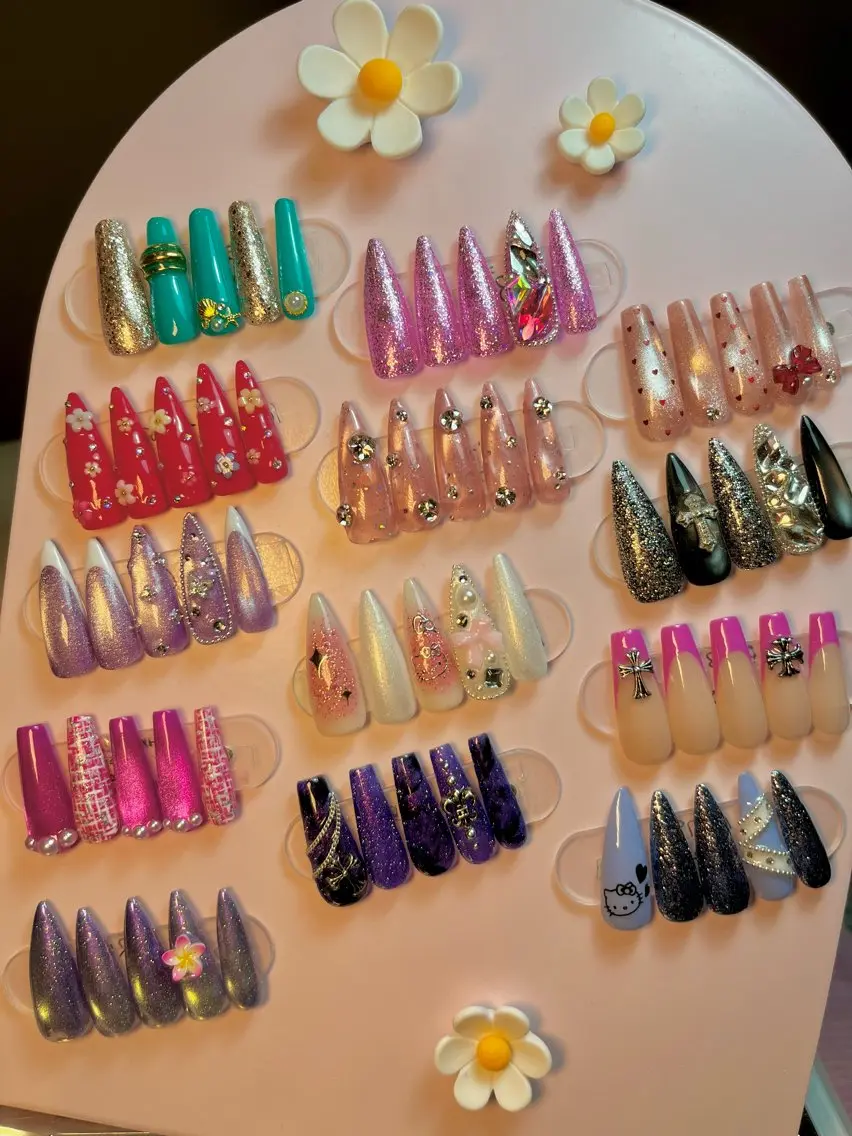 ネイル ハンドネイル Leo Nailのネイルデザイン