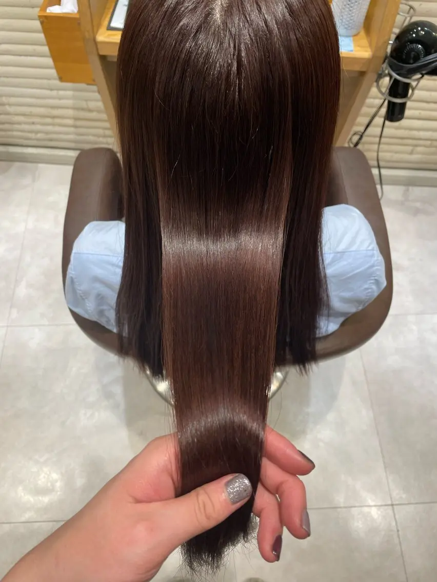 カット+イルミナカラー+Aujuaトリートメント+marbb(マイクロバブル)⭐️の写真