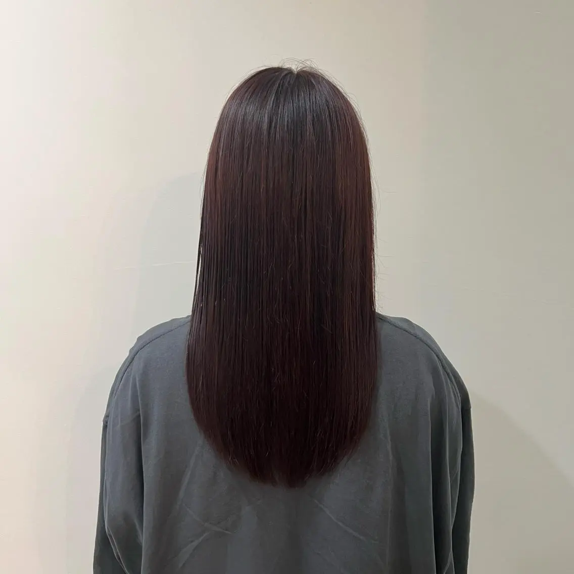 セミロング 髪質改善 切りっぱなしボブ 👩🏼ミニボブのヘアスタイル