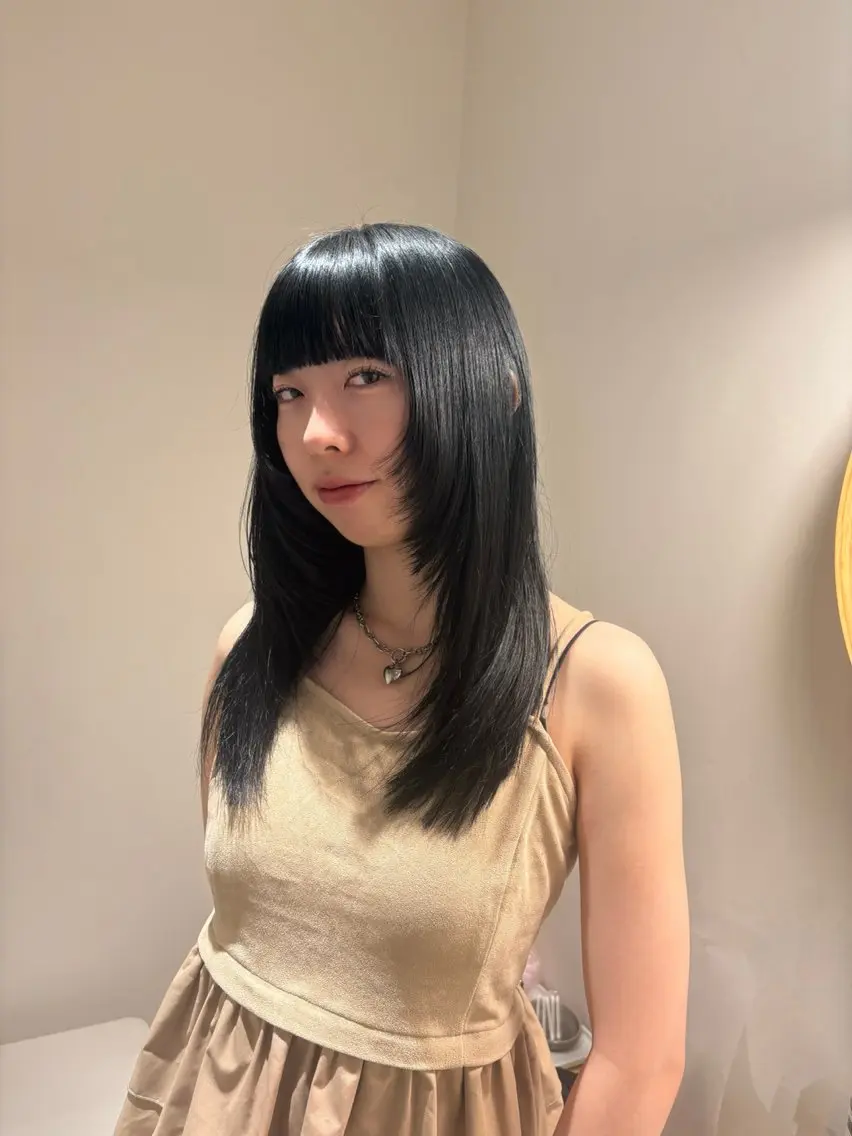 ロング ロングレイヤー レイヤーカット ロング FILMS 銀座店 Mikotoのヘアスタイル