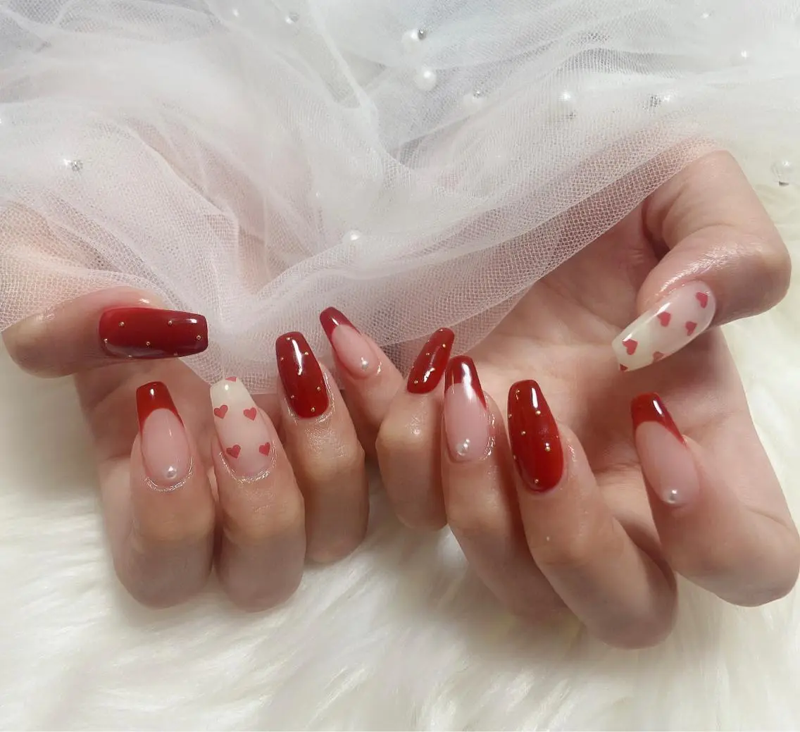 ネイル ハンドネイル ＆ME アンドミーのネイルデザイン