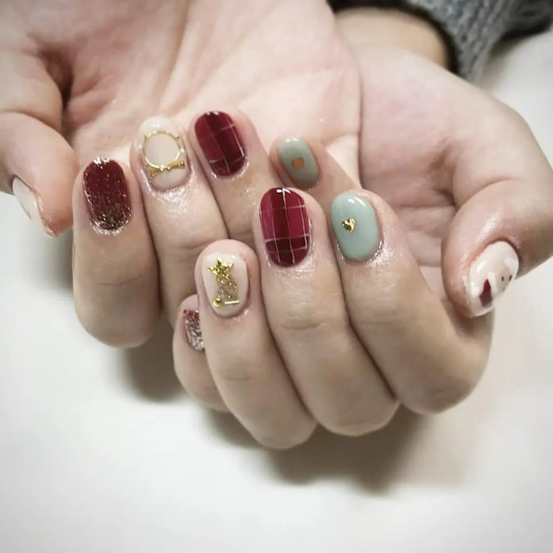 ネイル 冬ネイル ハンドネイル ハンドケア lylynail YUUKAのネイルデザイン