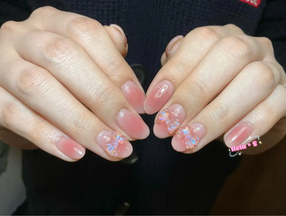 ネイル オーロラネイル 長さ出し フレンチネイル ジェルネイル ガラスフレンチ ハンドネイル Rela・S NAILのネイルデザイン