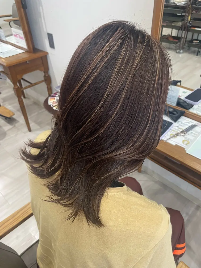 ミディアム カット ヘアカラー トリートメント 🌷岸 麻衣🌷のヘアスタイル