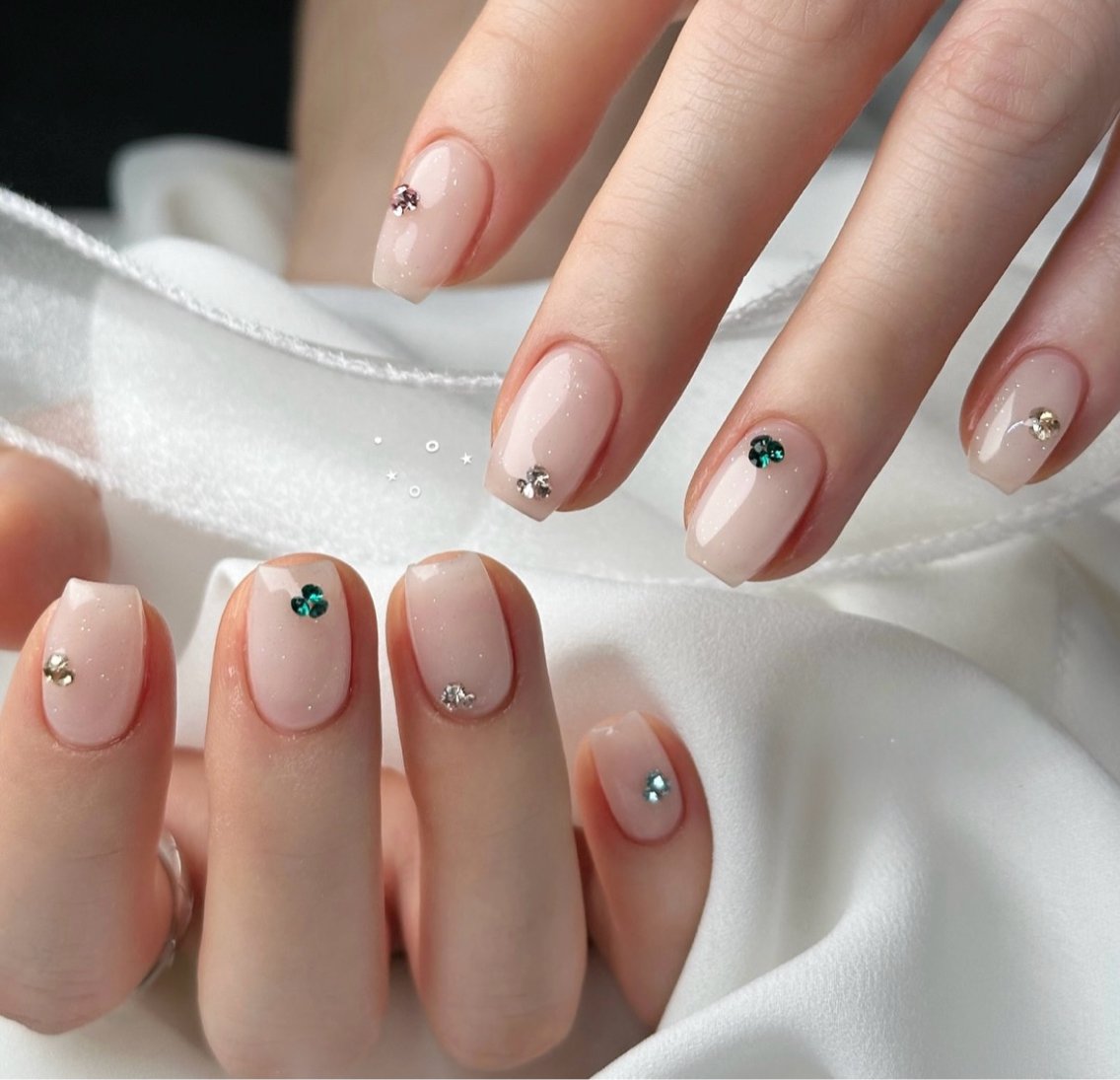 ネイル NailSalon✨ Écrinエクランのネイルデザイン