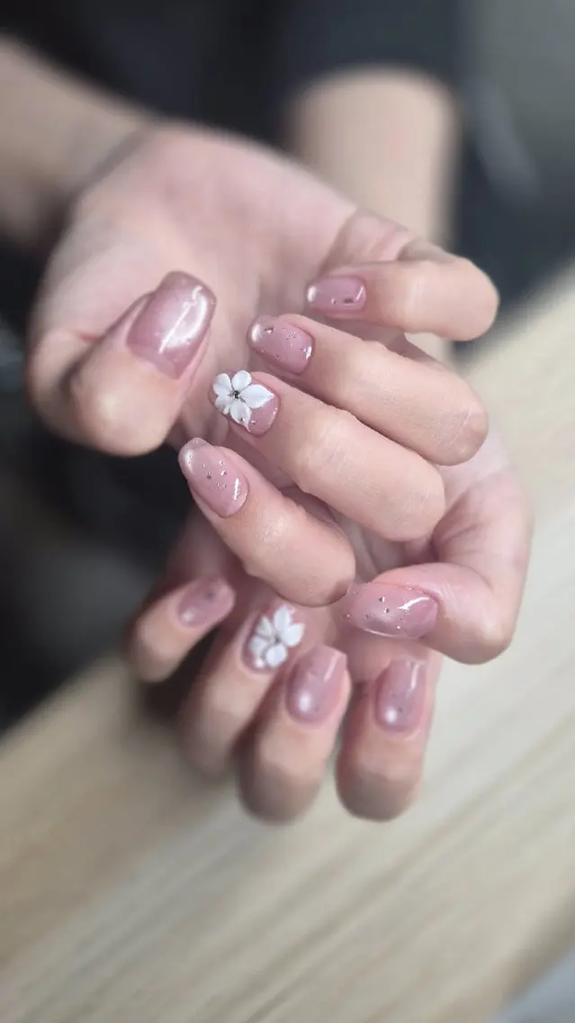 ネイル atelier  auiのネイルデザイン