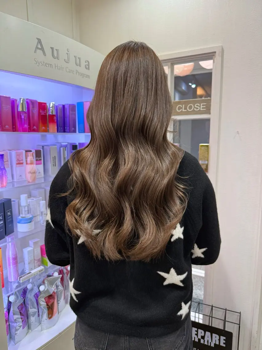 《🌟当日限定クーポン🌟》艶感カラー➕うる艶トリートメント💞の写真