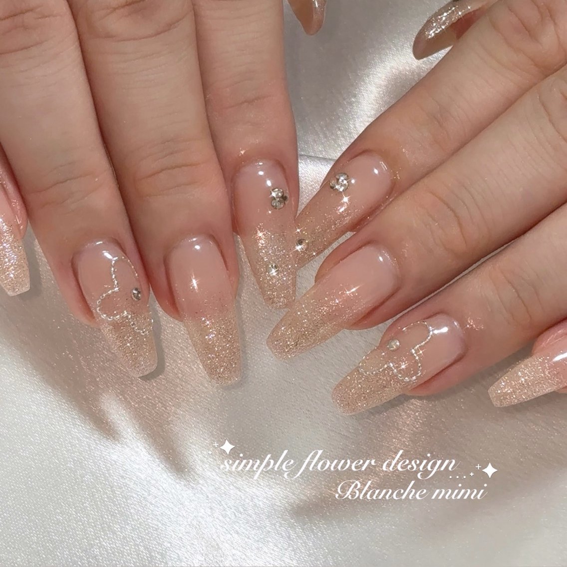 ネイル ハンドネイル Blanche mimi.u_aのネイルデザイン
