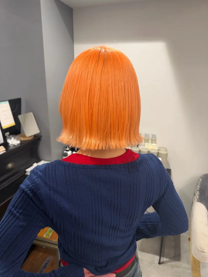 ショート カラー ブロンド オレンジ カット ヘアカラー トリートメント ハイトーンカラー／ ボブ/KOBAのヘアスタイル