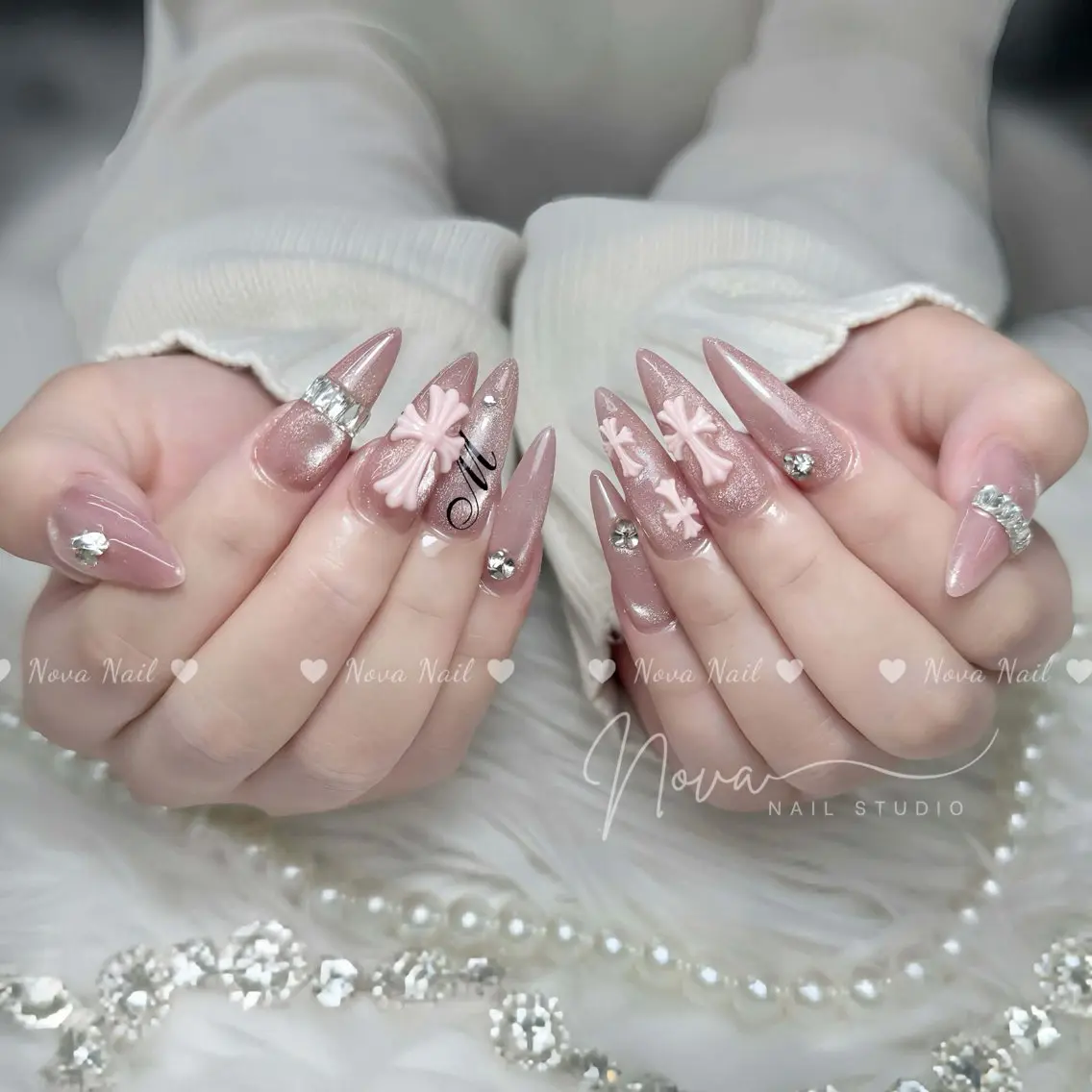 ネイル ハンドネイル ハンドケア Kitty Nail Novaのネイルデザイン