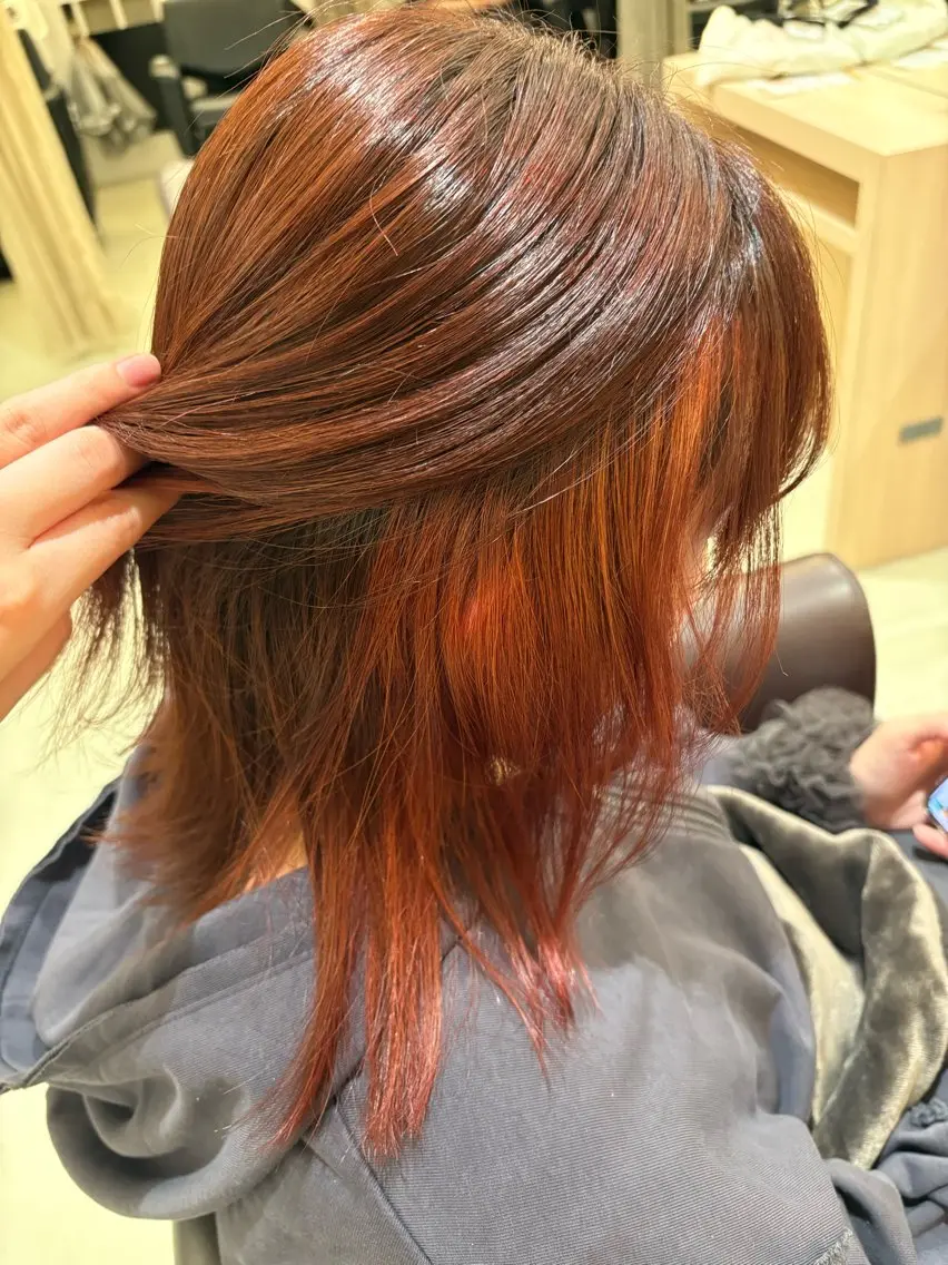 ミディアム カラー オレンジ ヘアカラー 寺岡 美結希のヘアスタイル