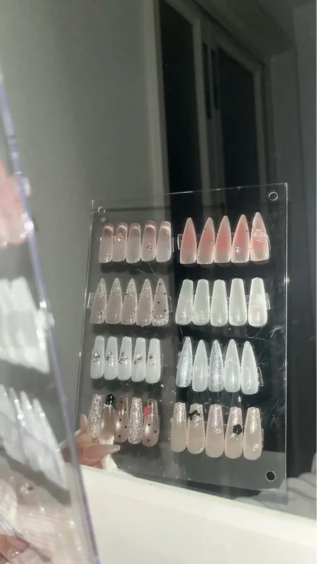 ネイル ワンホンネイル 💅🏻 あいかのネイルデザイン