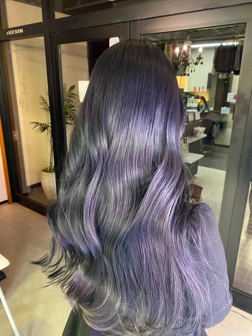 ロング ヘアカラー 柳生 虎汰朗のヘアスタイル