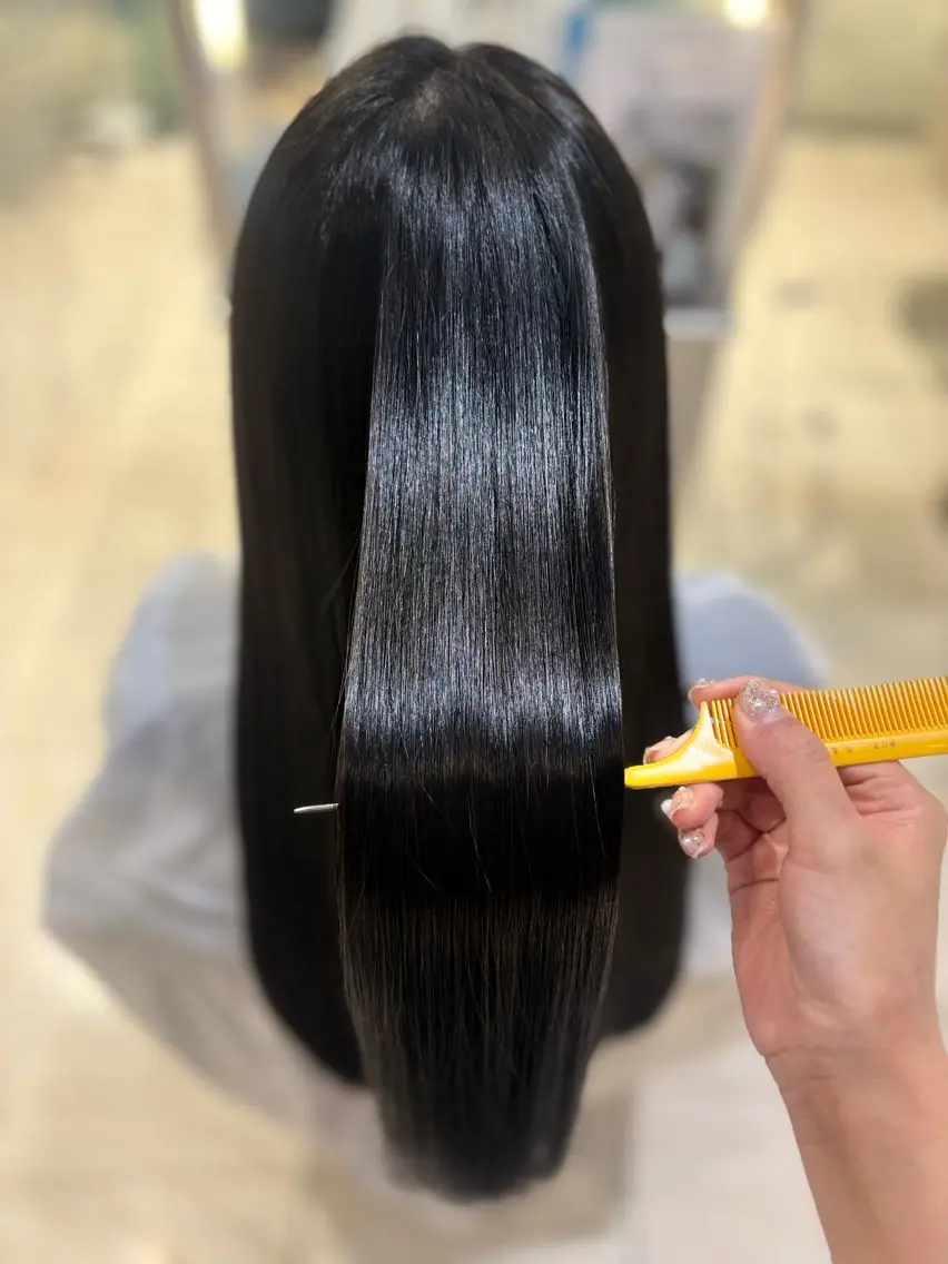 ロング トリートメント Koharu 髪質改善カラーのヘアスタイル