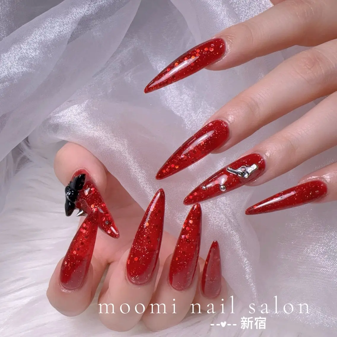 ネイル チークネイル フレンチネイル ジェルネイル グラデーション ハート ハンドネイル moomi nail スカルプ専門のネイルデザイン