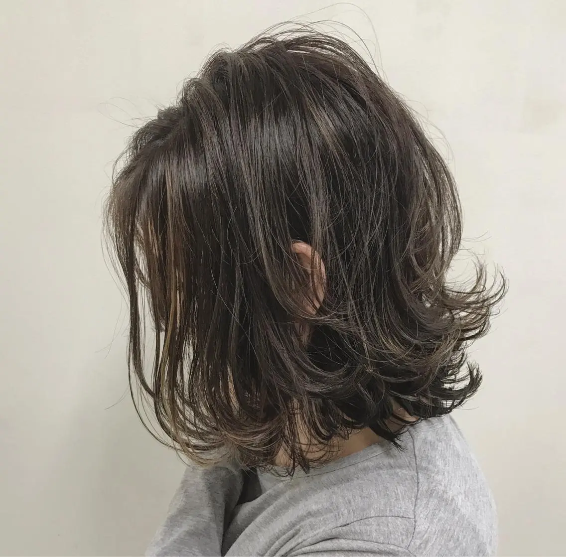 ミディアム カラー パーマ ハイライトカラー ハイライト 髪質改善 Daisukiのヘアスタイル