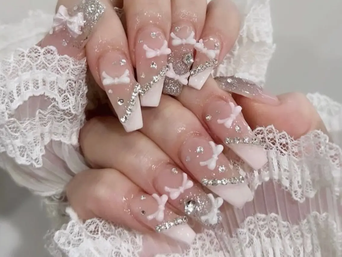 ネイル オーロラネイル ボルドー ブラウン 氷ネイル・うるうるネイル キラキラネイル ハンドネイル Sora  Nail 長さ出し専門店のネイルデザイン