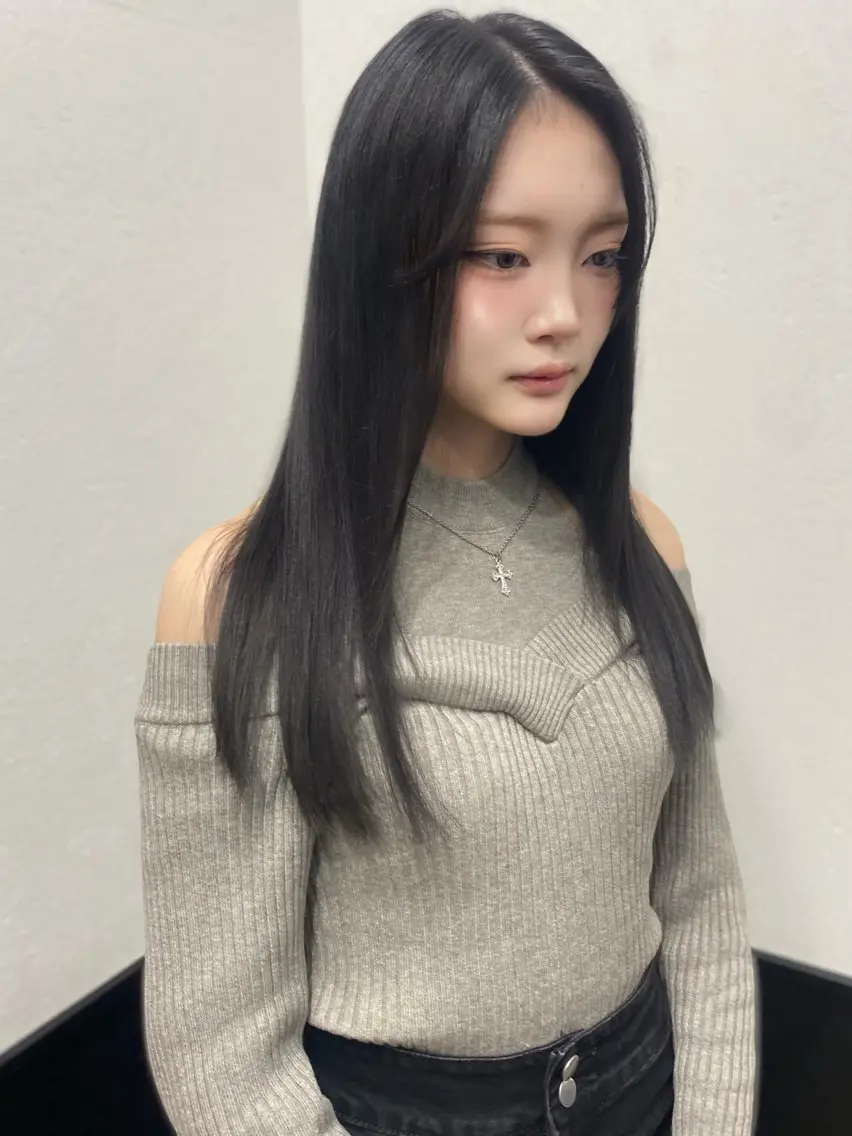 ロング カラー 渋谷🖤 艶髪🖤透明感カラーのヘアスタイル
