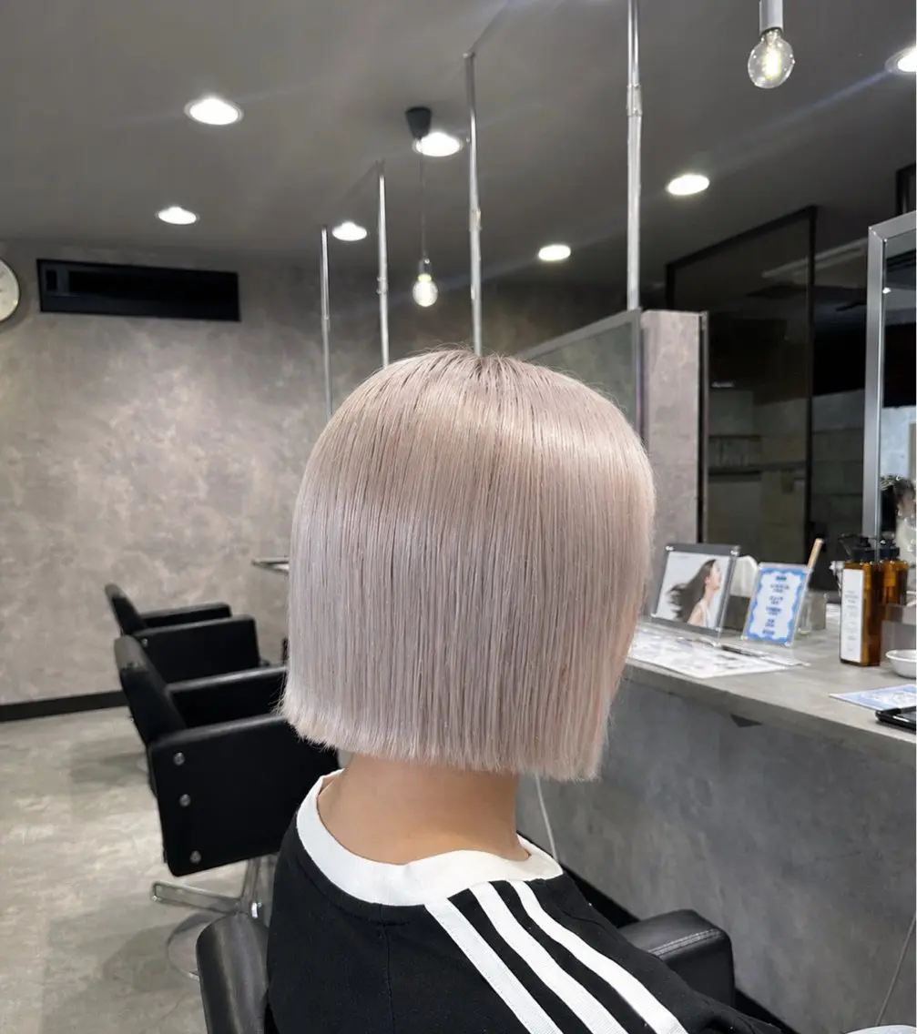 ショート ヘアカラー トリートメント 楠奥 結衣のヘアスタイル