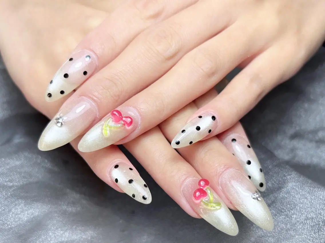ネイル ハンドネイル H3 Nail Tsuki🦋💙のネイルデザイン