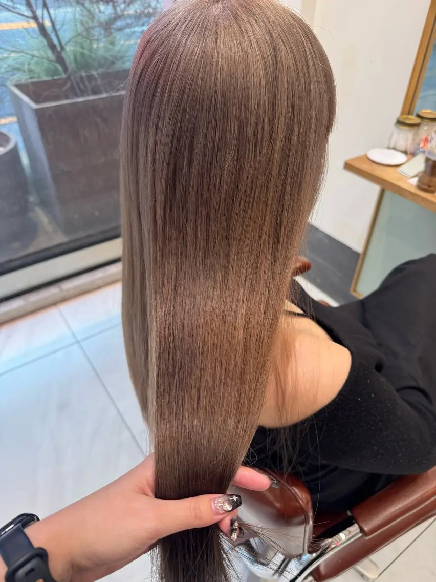 ロング カラー グレージュ ミルクティーグレージュ カット ヘアカラー ｱｵﾇﾏﾐﾕ☁️ /ボブ/ハイトーン/のヘアスタイル