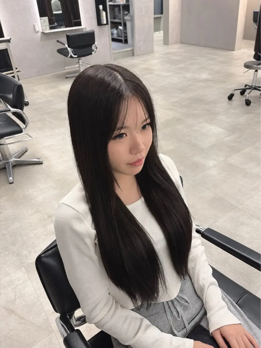 ロング カラー ブラウンカラー ショコラブラウン ヘアカラー 中山寧々／艶カラー／ ブリーチカラーのヘアスタイル
