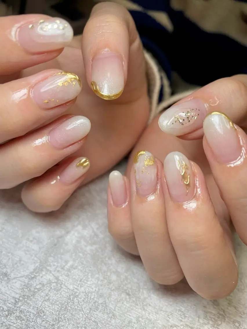 ネイル 持ち込み ニュアンスネイル ホワイト nana .のネイルデザイン