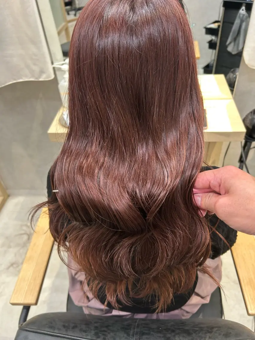 ロング カラー ブラウンカラー ピンクカラー ピンクブラウン カット ヘアカラー トリートメント 天野 涼のヘアスタイル