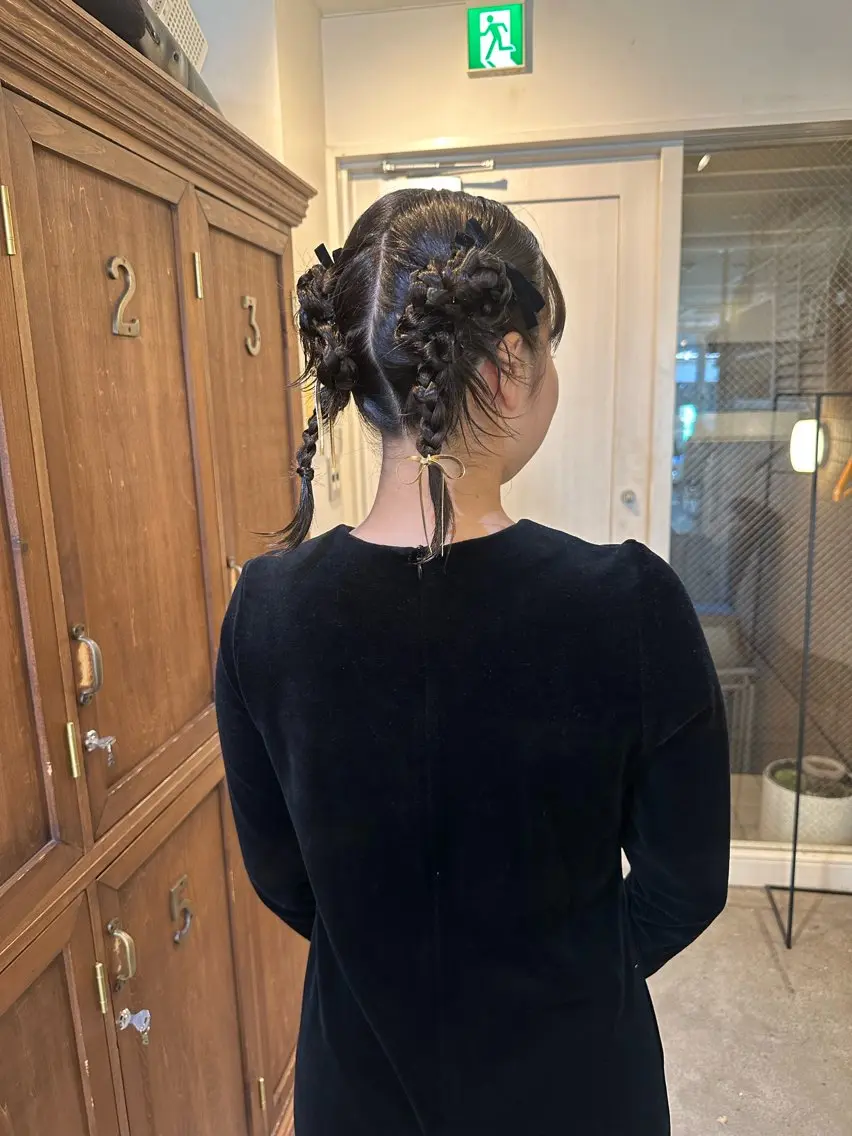 ミディアム ヘアアレンジ 三つ編み ヘアセット カットモデル募集中 ／HARUKA🎀のヘアスタイル