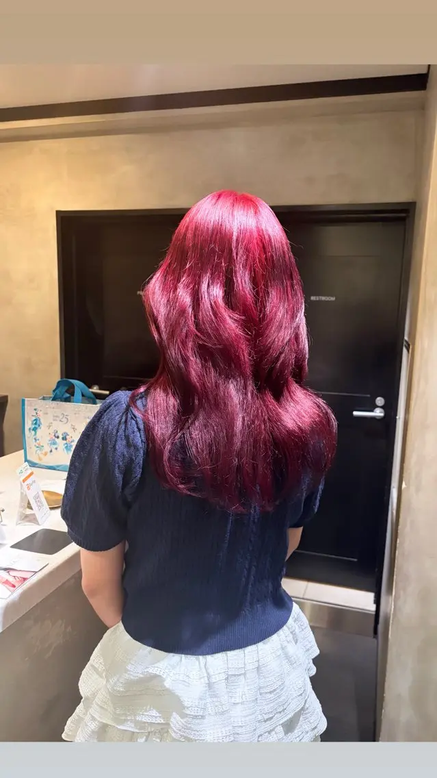 ロング カラー カット ヘアカラー トリートメント タナカ カナ🫧のヘアスタイル