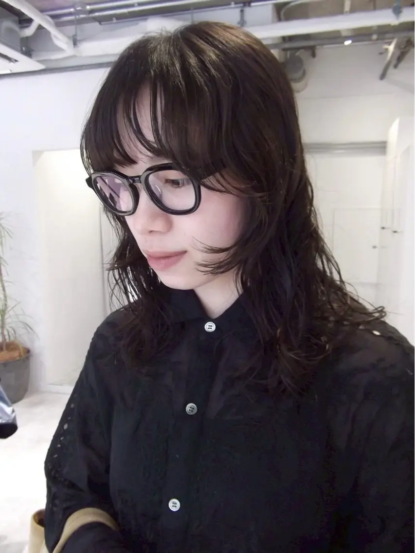 セミロング いろは🧤 カラーモデル/栄のヘアスタイル