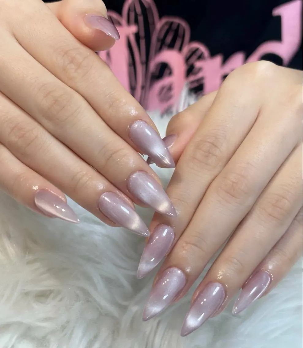 ネイル フレンチネイル ジェルネイル キラキラネイル 韓国ネイル マグネットネイル Julli NailStudioのネイルデザイン