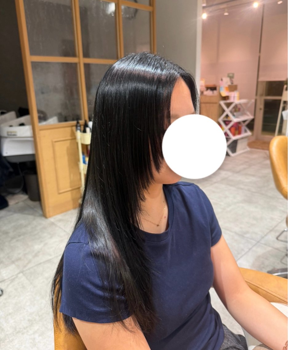 ロング カット 小西 舞依のヘアスタイル