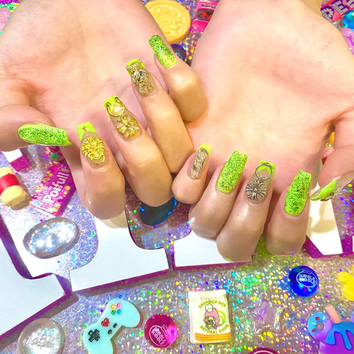 ネイル アートネイル クリアネイル ジェルネイル ニュアンスネイル オフィスネイル 8appy YUKITIN.Bのネイルデザイン
