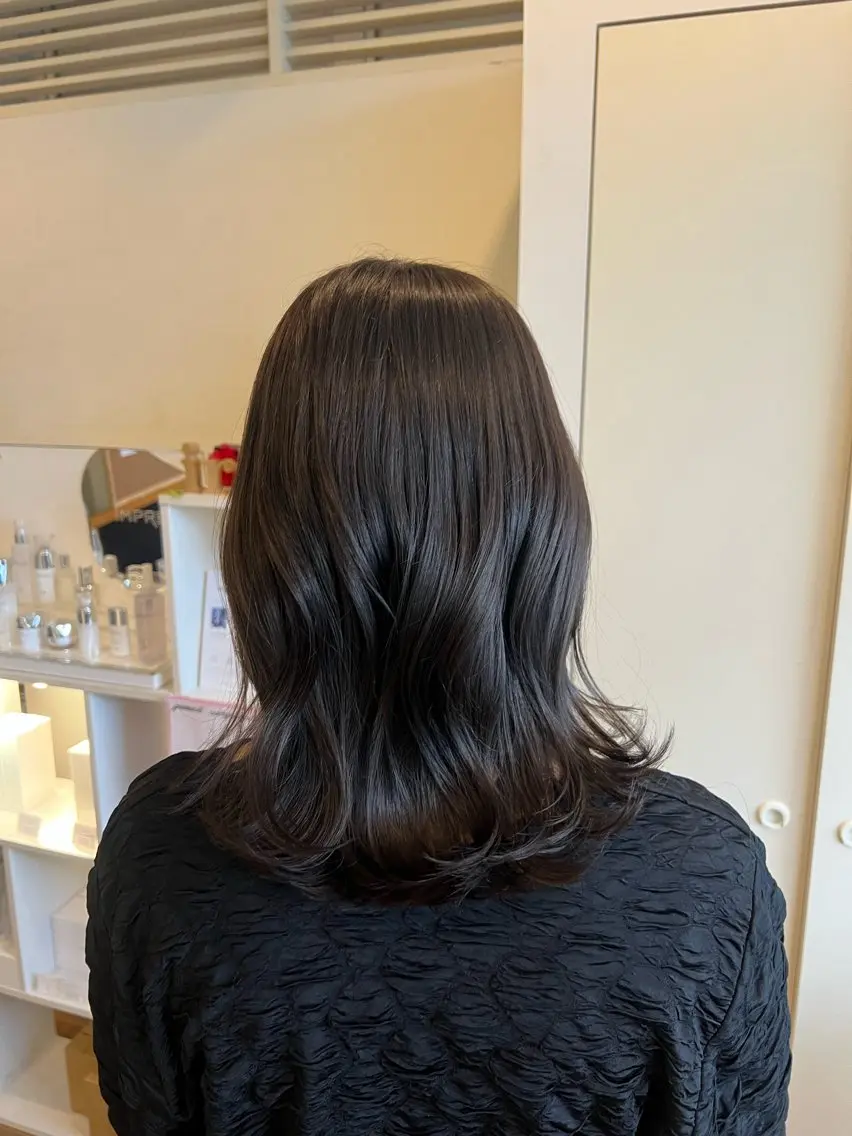 セミロング カラー カット ヘアカラー トリートメント 竹添 有梨沙のヘアスタイル