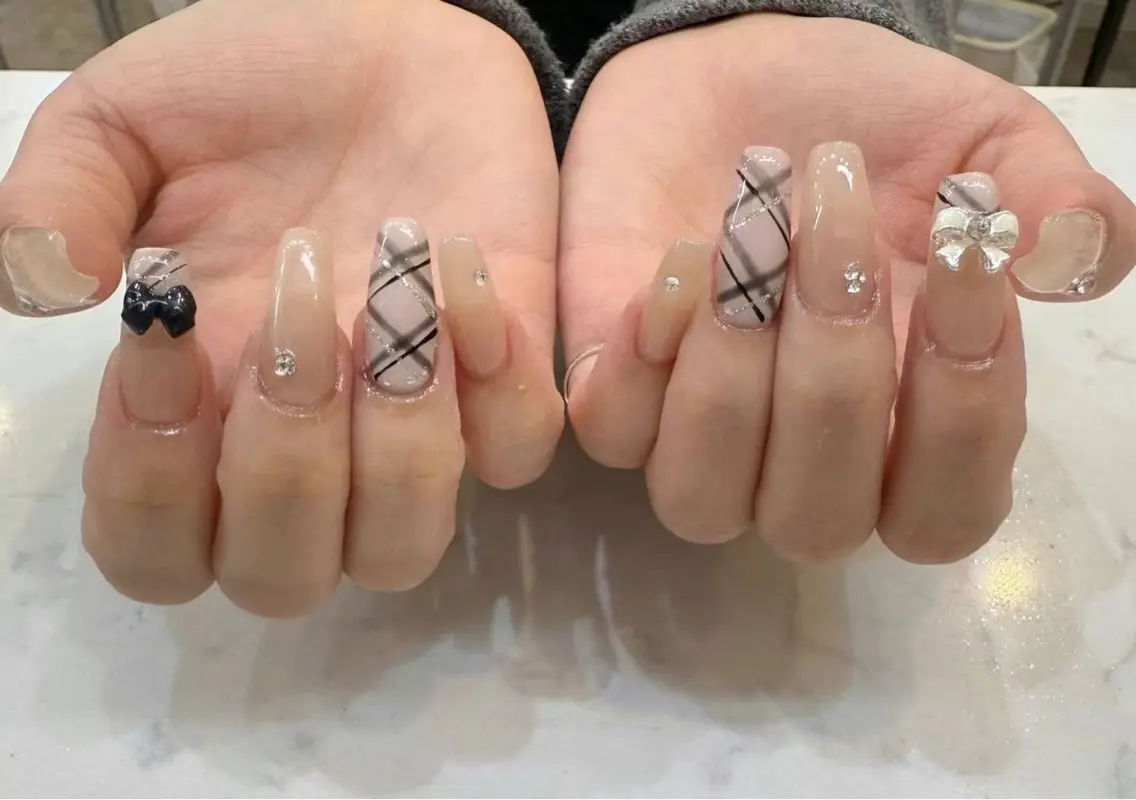 ネイル ハンドネイル Ann- NailQueensのネイルデザイン