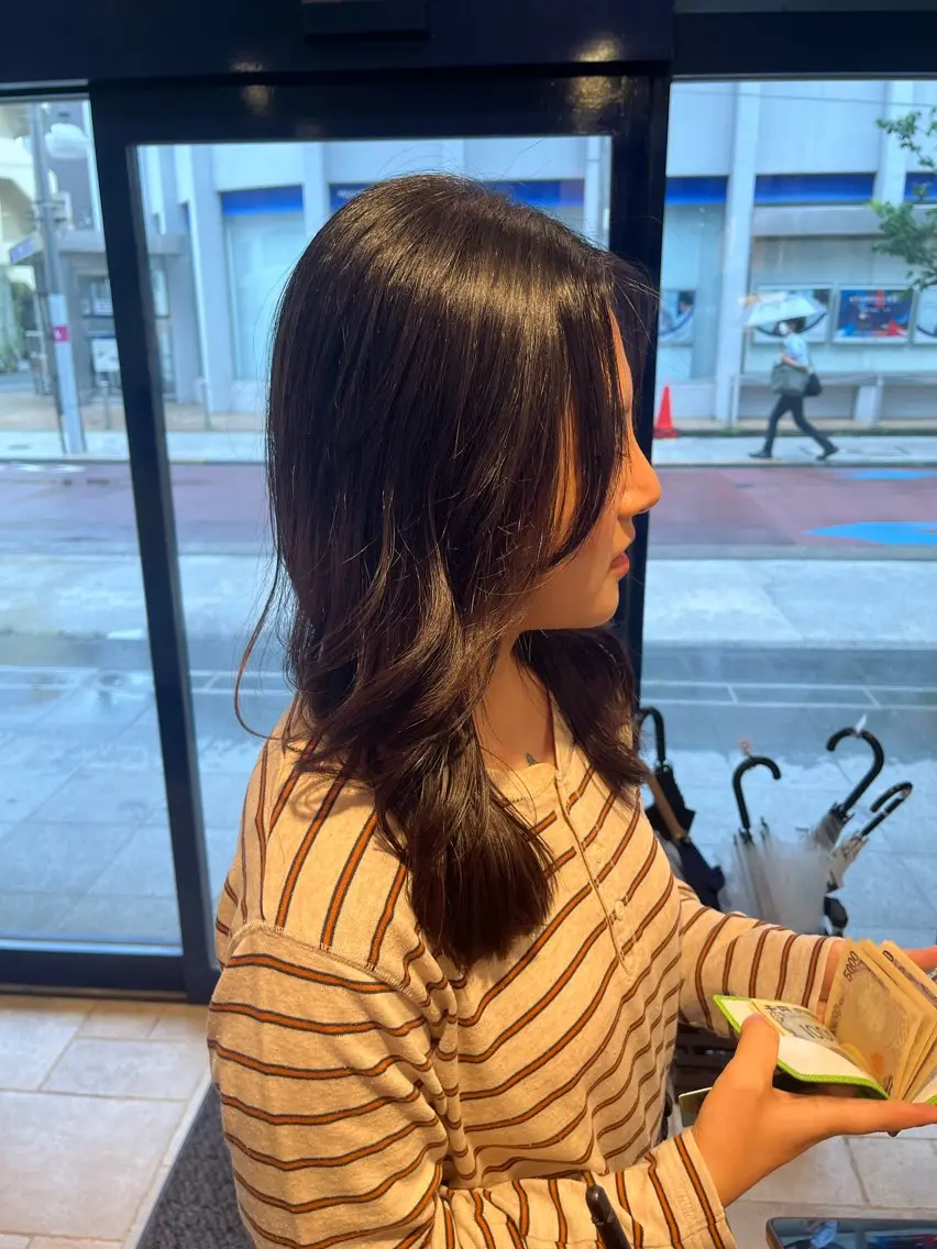 セミロング カット 大人透明感艶カラー 寺田稜のヘアスタイル