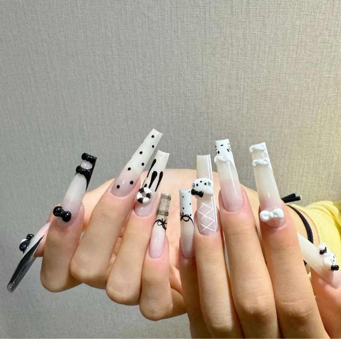 ネイル アートネイル フットネイル ジェルネイル ハート マグネットネイル babarla Nailのネイルデザイン
