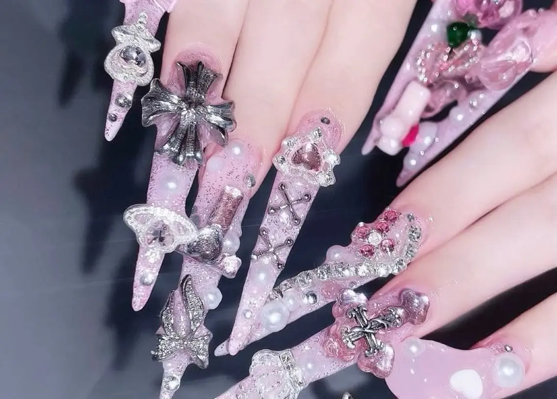 ネイル ハンドネイル Lee Nailsのネイルデザイン