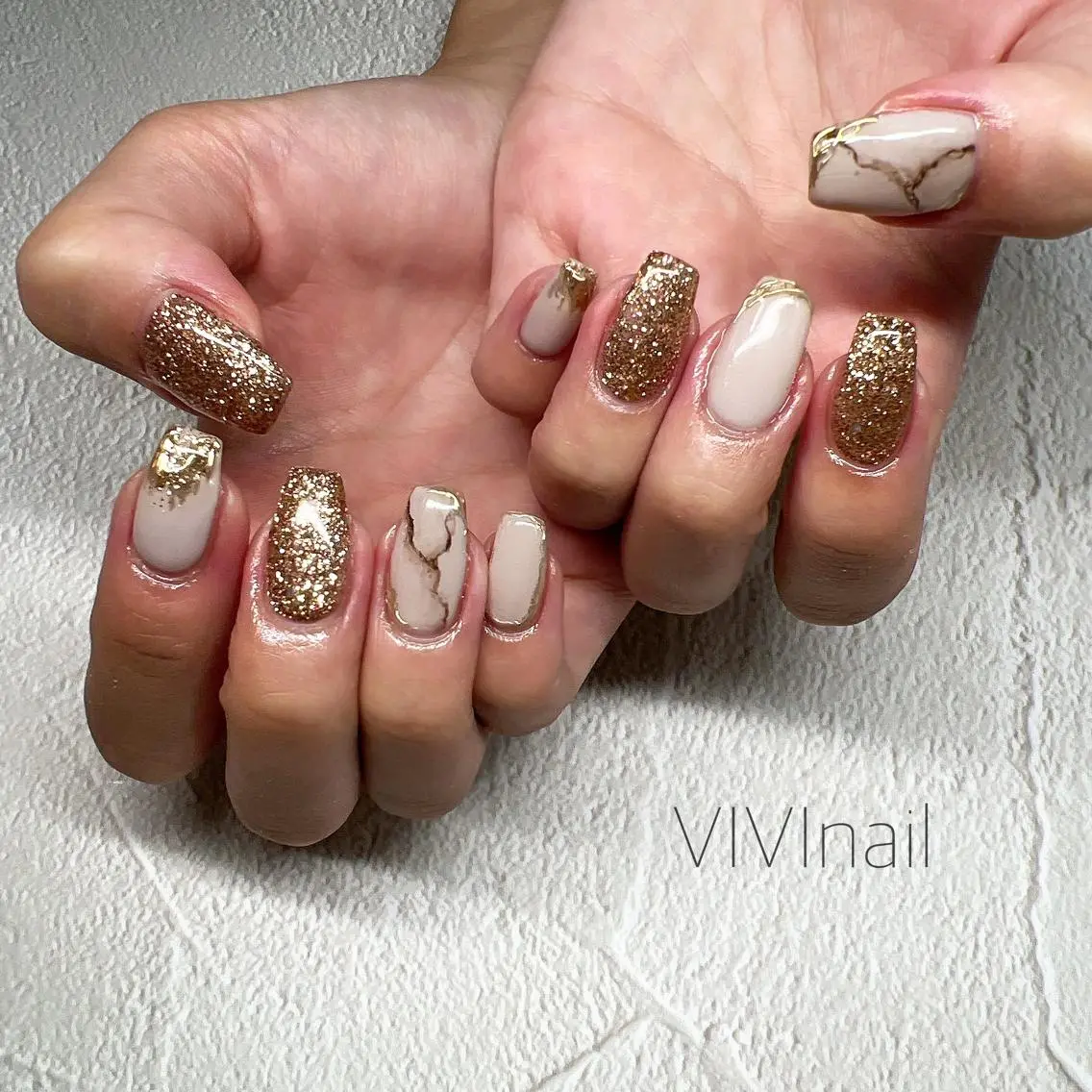 ネイル 大理石ネイル(マーブル) ミラーネイル ハンドネイル vivi nailのネイルデザイン