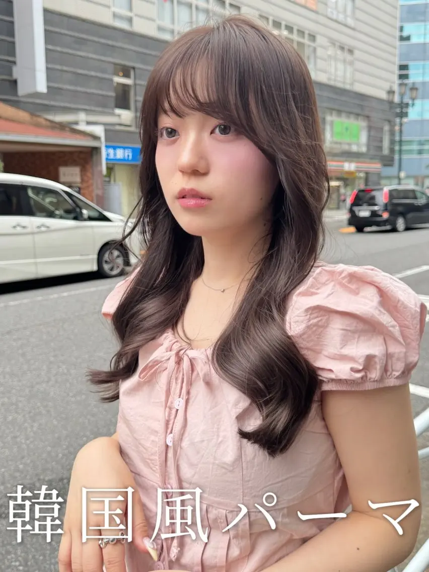 ロング パーマ くびれヘア 髪質改善 ヨシンモリ 韓国風ヘア レイヤーカット カット パーマ 韓国風パーマ/ヘア セット/店長みづきのヘアスタイル
