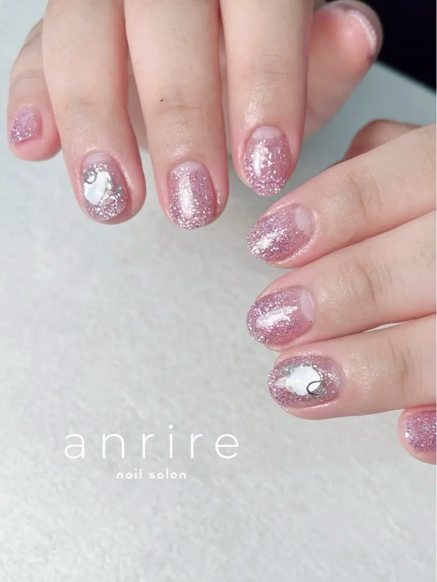 ネイル アートネイル フラッシュネイル ジェルネイル グラデーション キラキラネイル nailsalon anrireのネイルデザイン