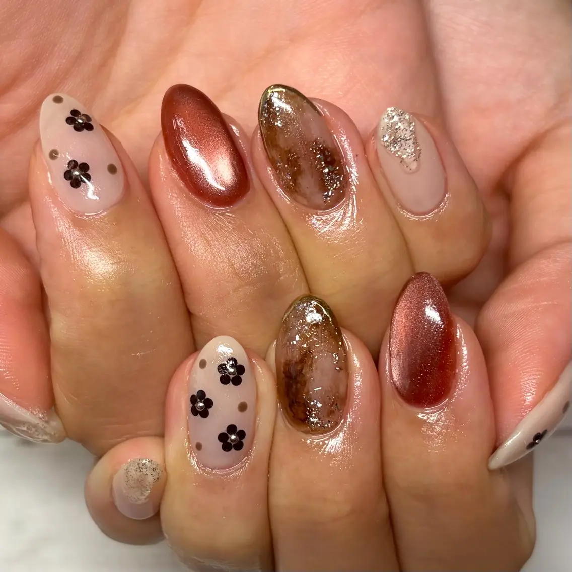 ネイル ハンドネイル Natsumi 𓂃𓈒𓏸𓍯のネイルデザイン