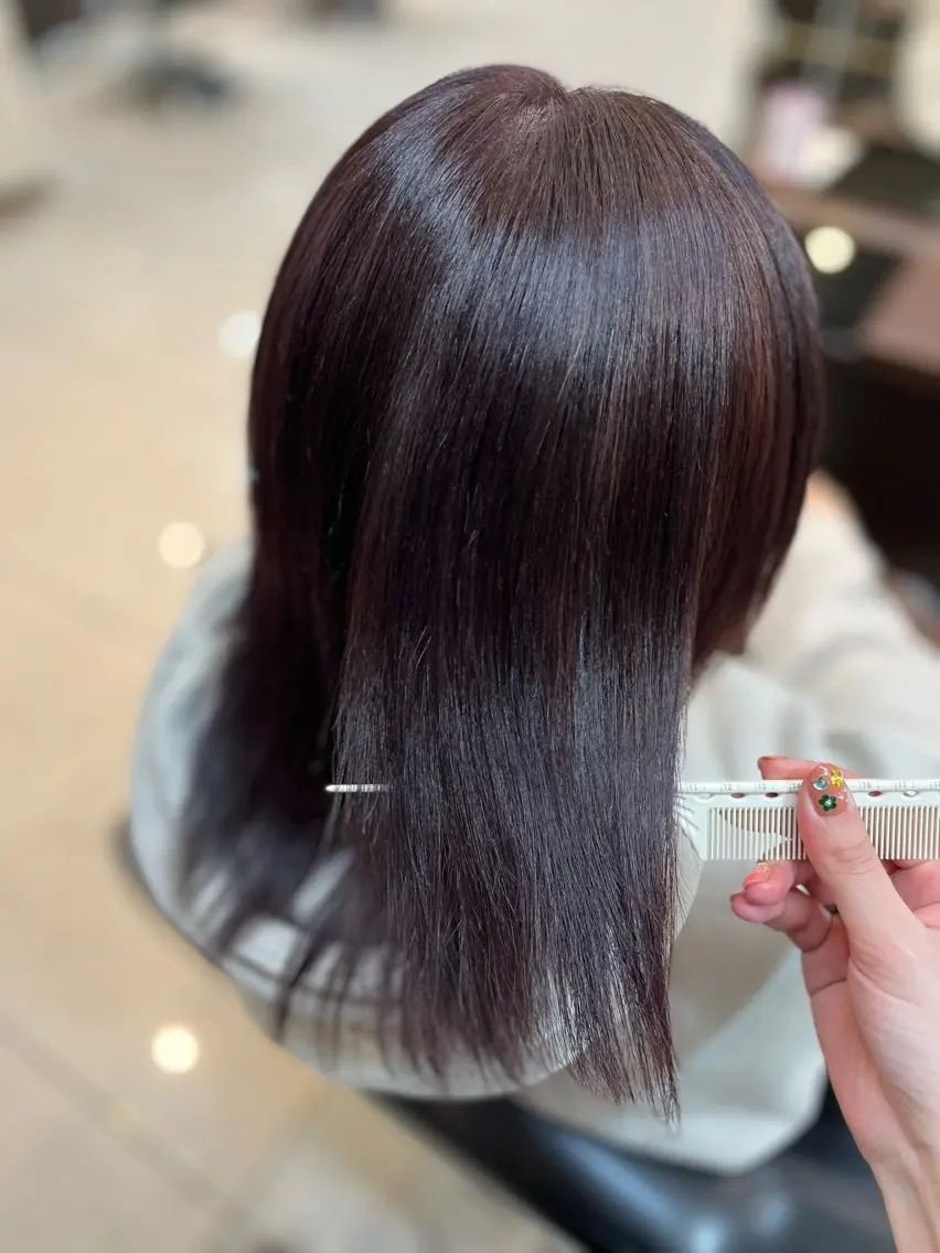 ミディアム カラー ラベンダーカラー レイヤーカット トリートメント カット ヘアカラー 🍒 SANA🍒のヘアスタイル