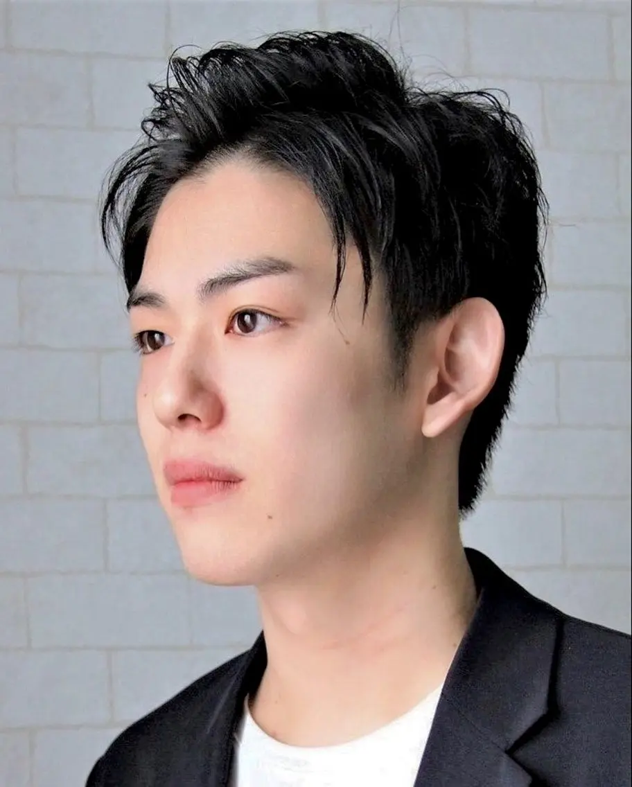ショート メンズ 原 千景のヘアスタイル