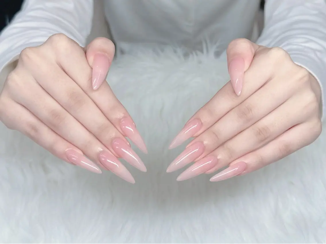 ロング ハンドネイル GOHOUBI Nail 心斎橋店のネイルデザイン