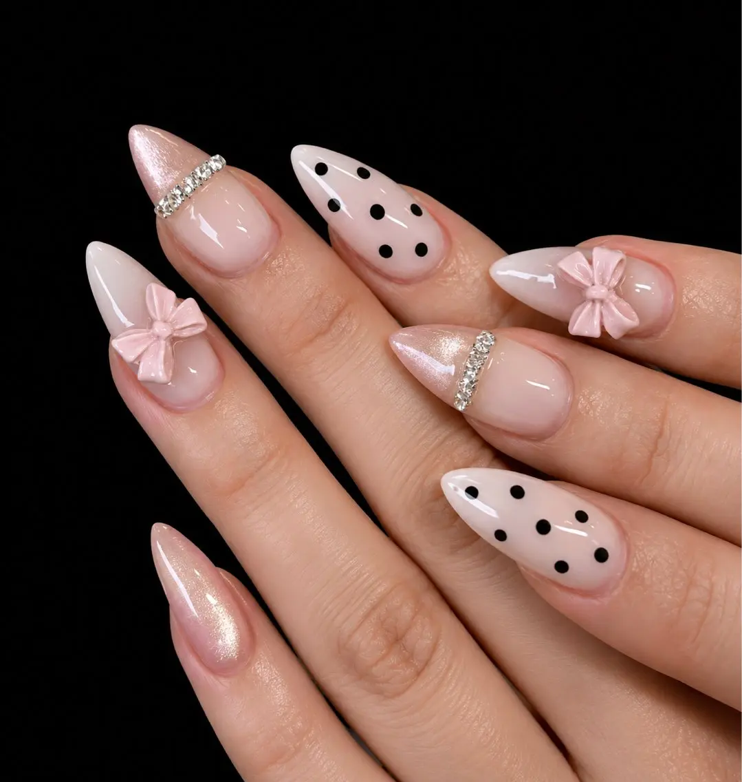 ネイル フレンチネイル ジェルネイル 韓国ネイル マグネットネイル 持ち込み ハンドネイル Royal Nail-RINAのネイルデザイン