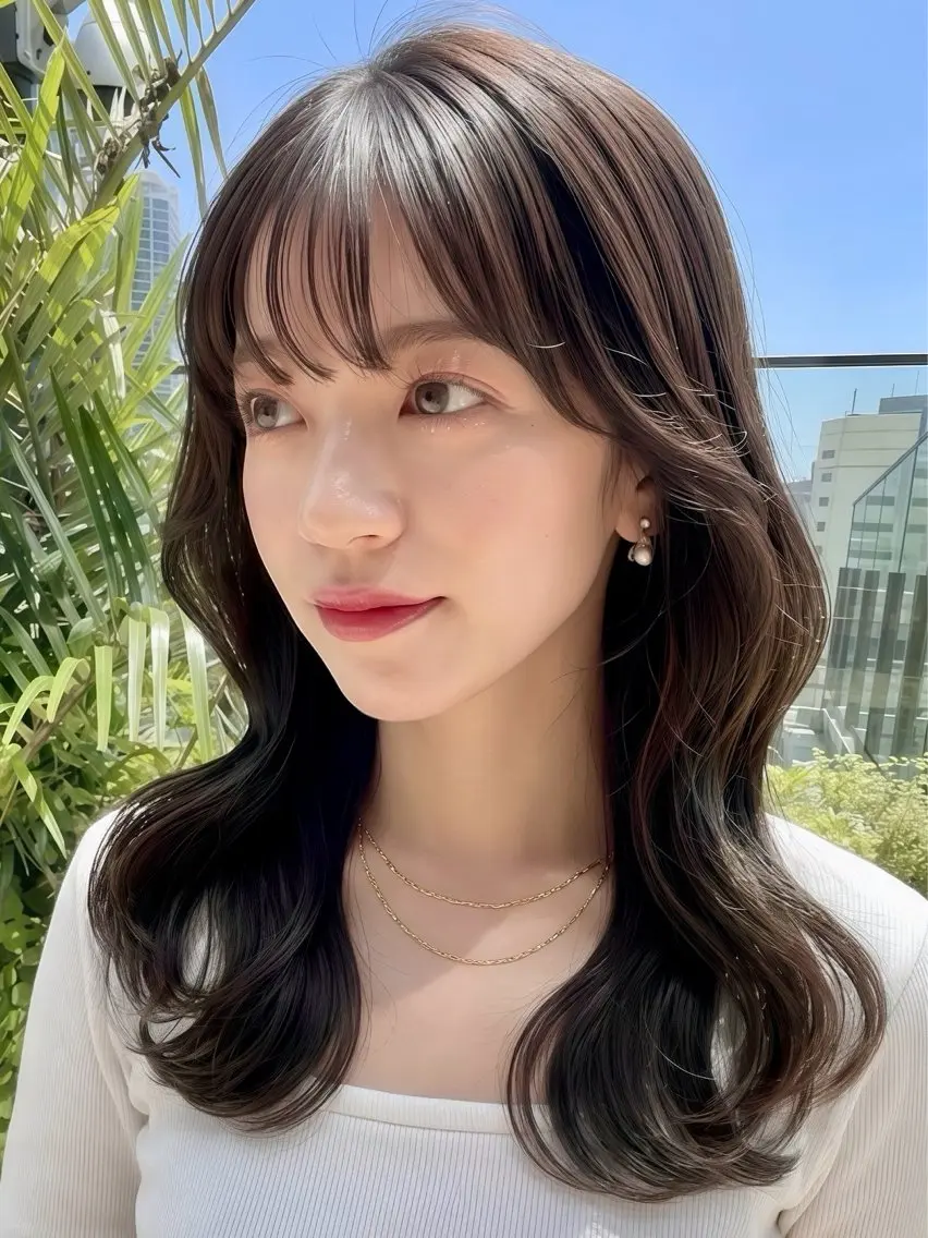 セミロング ケアカラー 髪質改善 韓国風ヘア レイヤーカット 小顔カット ヘアカラー トリートメント 吉川 友稀のヘアスタイル
